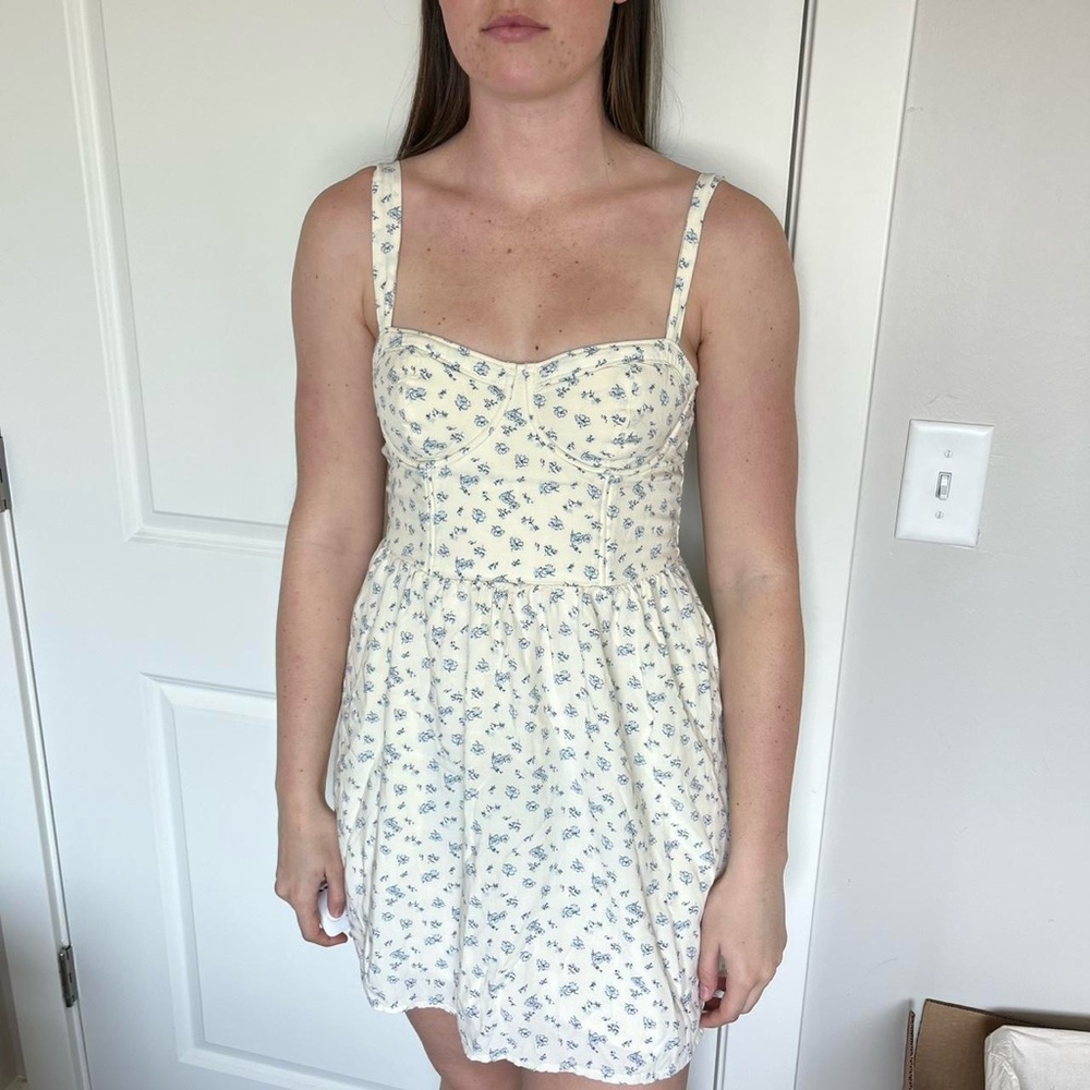 Floral Sweetheart Mini Dress in Cream and Blue